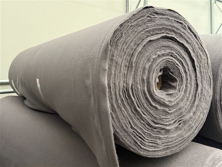 Politlak 200 g/m2 - siv 1,41 m